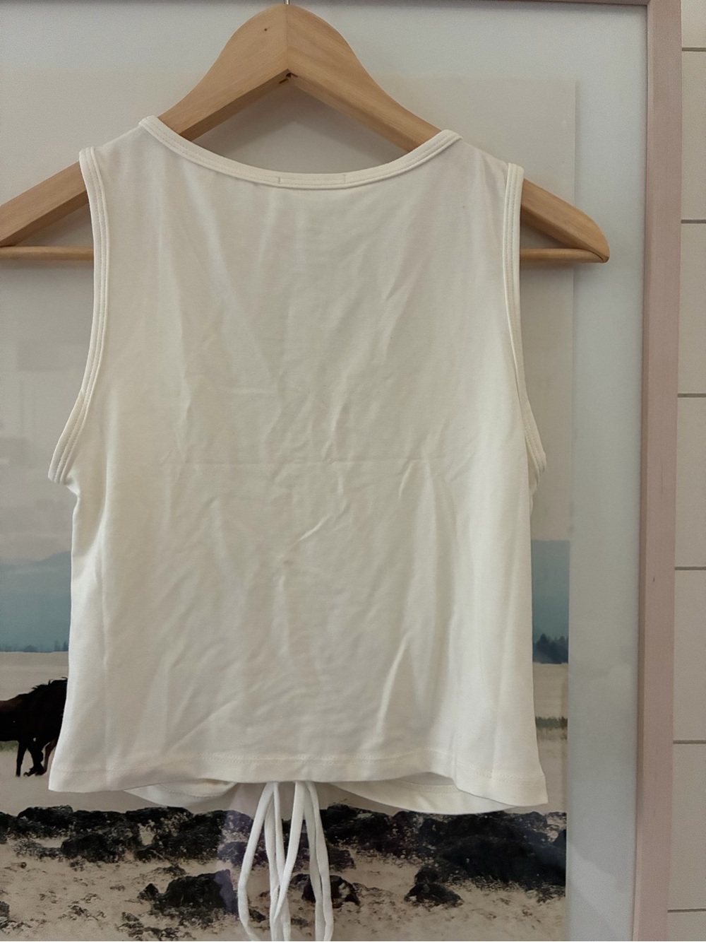 Re/Done Cream Ruched Drawstring V-Neck Crop Tank - Picture 5 of 5